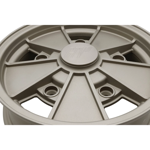 GTV II Wheel, Classic Mag, 15x5, 5 on 205mm